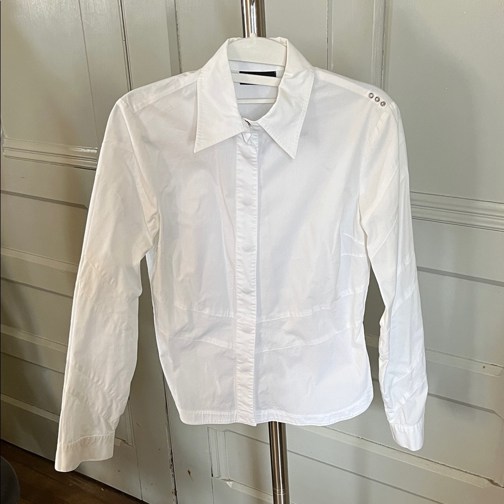 Seamed and detailed white shirt size 4